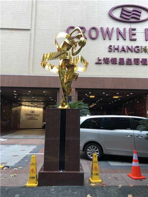 玻璃鋼雕塑有什么特點(diǎn)呢？