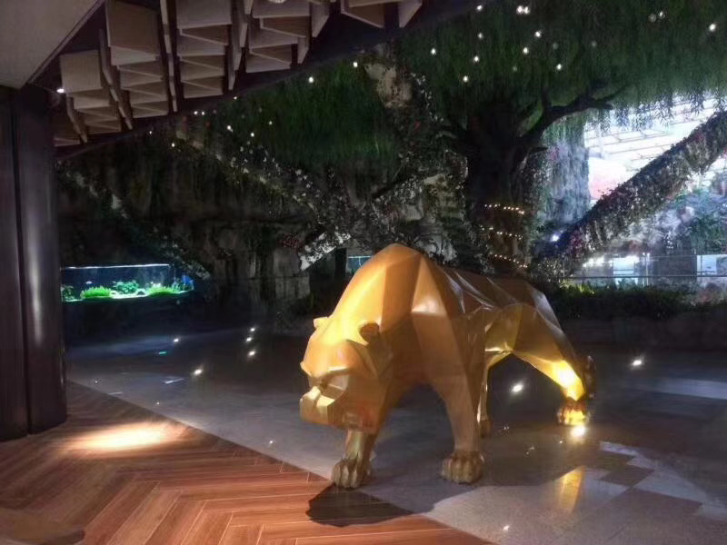 不銹鋼設計廣場(chǎng)雕塑的注意事項