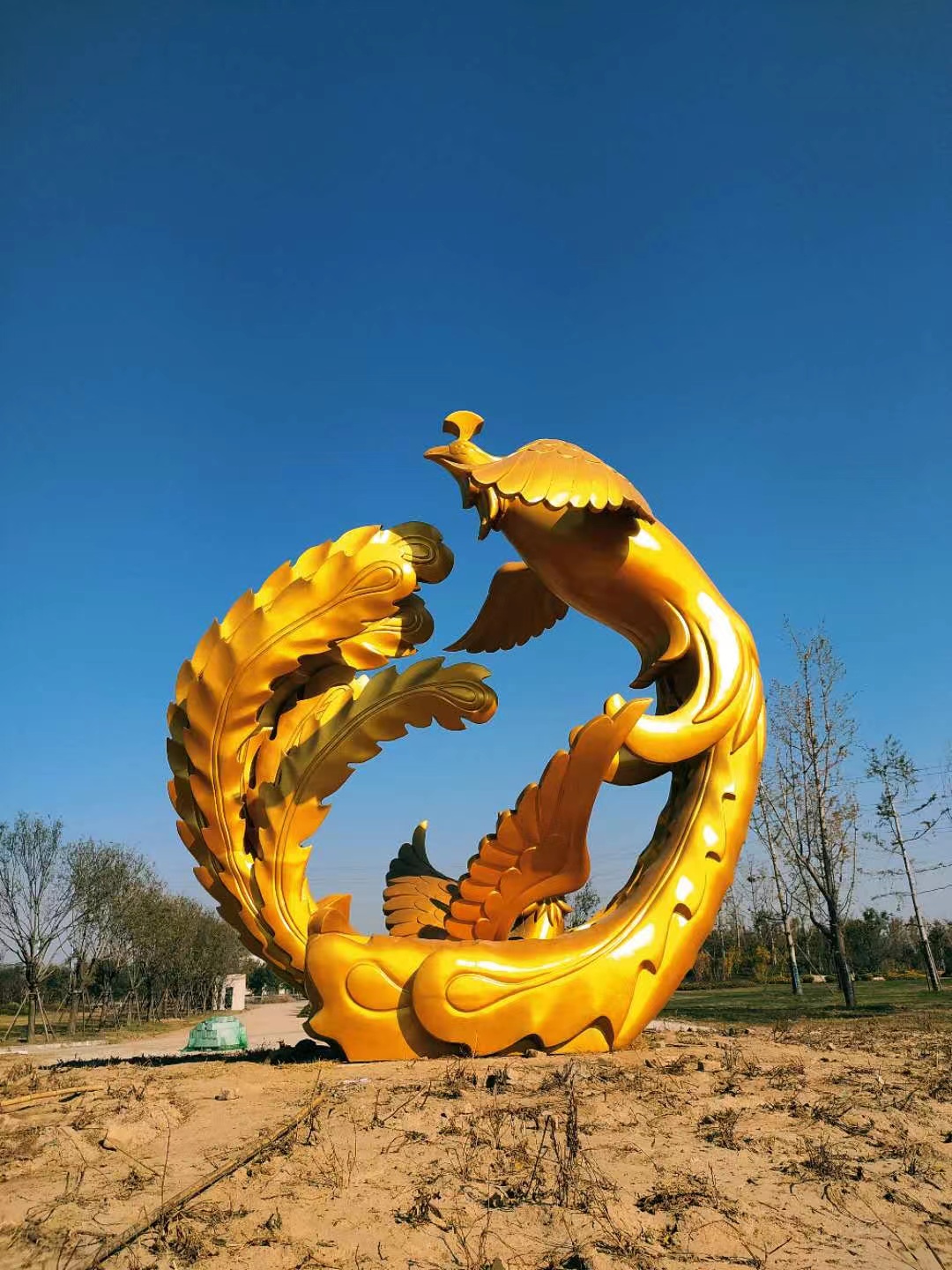 不銹鋼雕塑日常清潔時(shí)注意事項